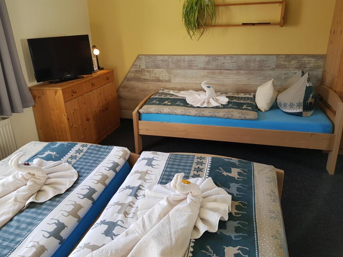 Volkenshagen Landhotel Pathes Hof מראה חיצוני תמונה